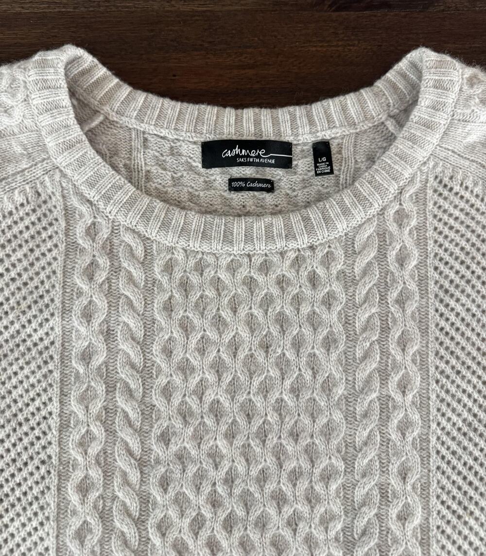 Saks Fifth Avenue 100% Cashmere Sweater Womens Beige Cable Knit Pockets